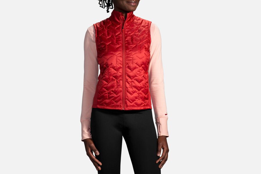 Brooks Women's Shield Hybrid Vest Outerwear Rosewood ( NVLFX4890 )